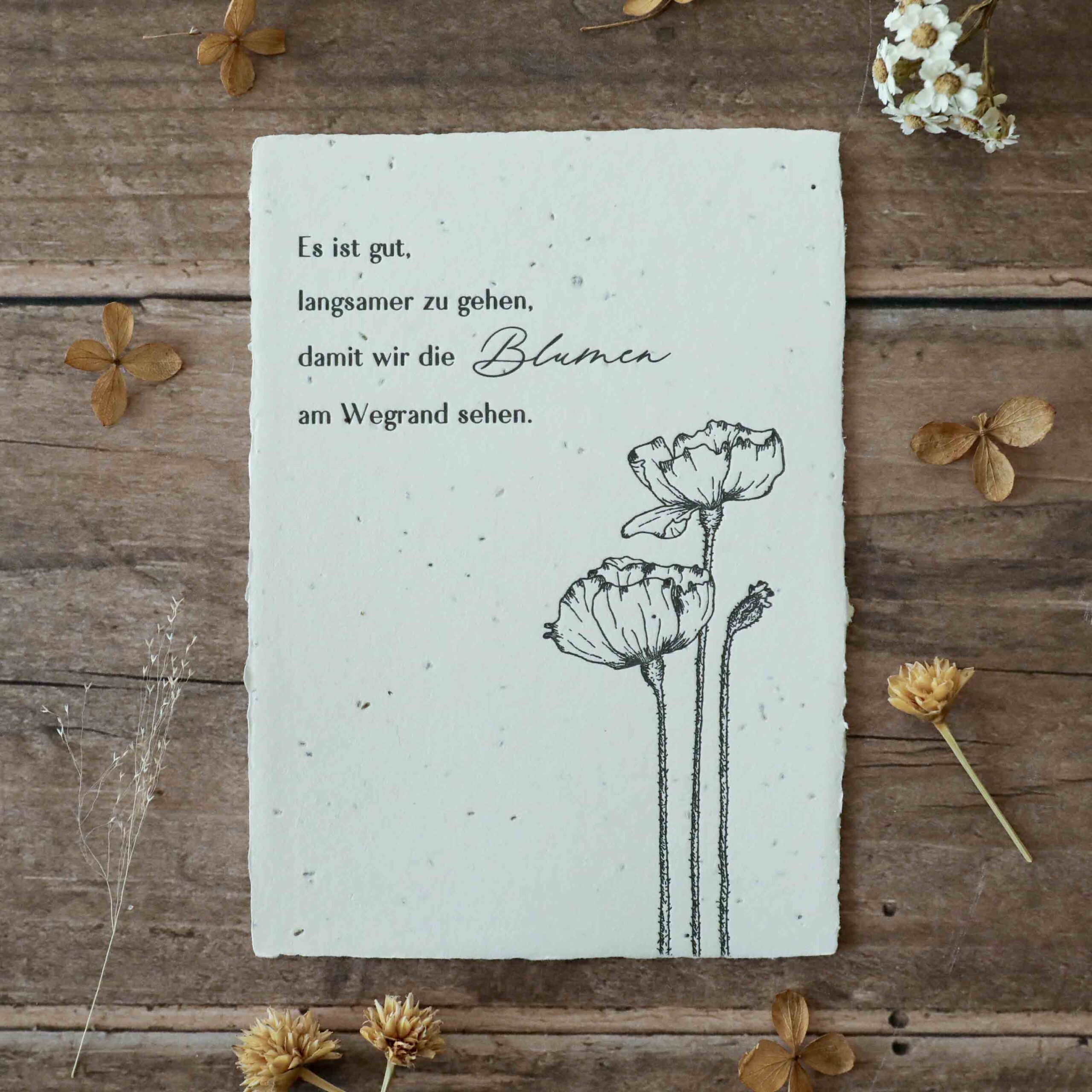 Einpflanzbare Karte zu jedem Anlass, handgeschöpftes Saatpapier, Samenpapier, Blumen am Wegrand, Mohnblumen, Wildblumen, Es ist gut, langsamer zu gehen, damit wir die Blumen am Wegrand sehen.