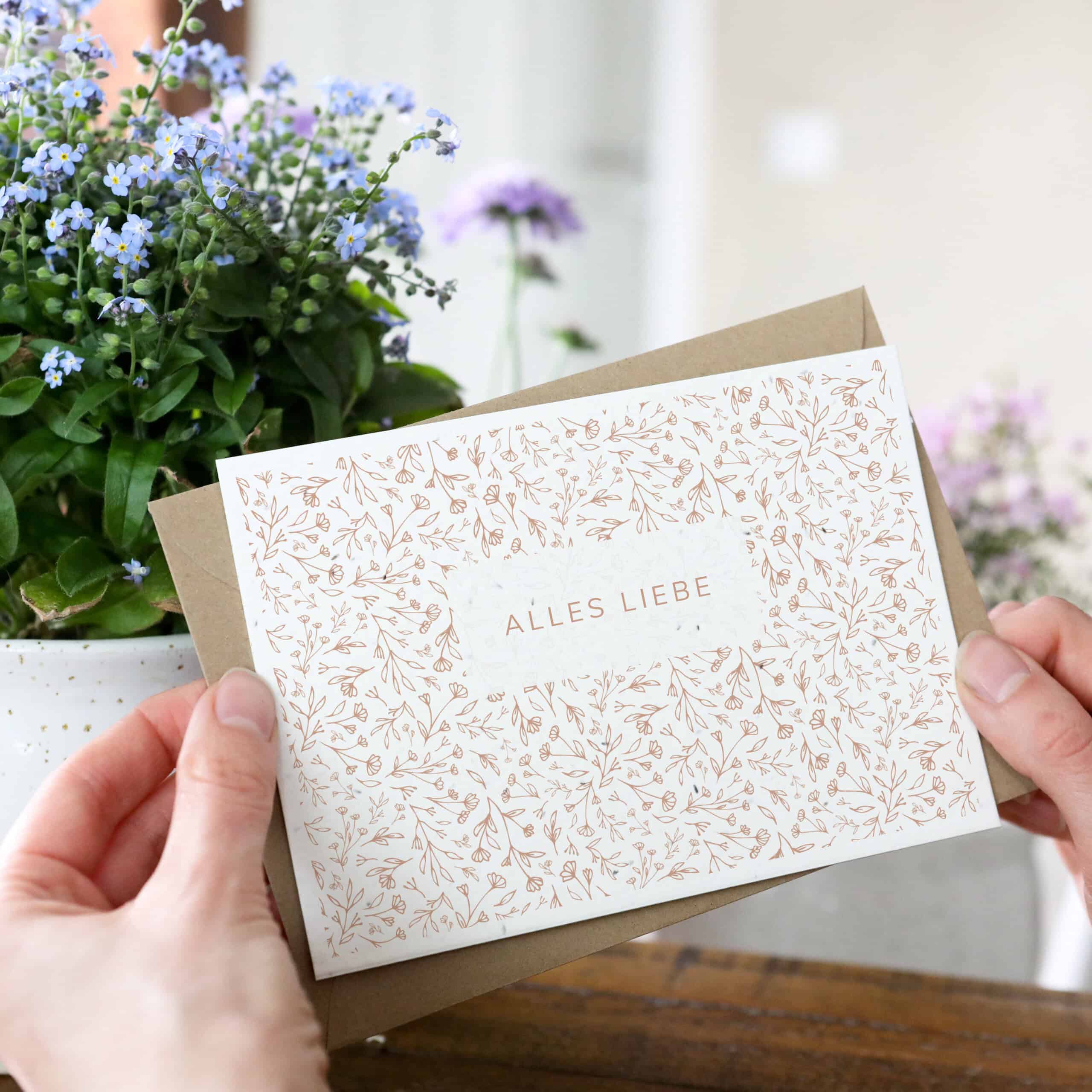 Samenkarte zum Geburtstag mit Blumenmuster