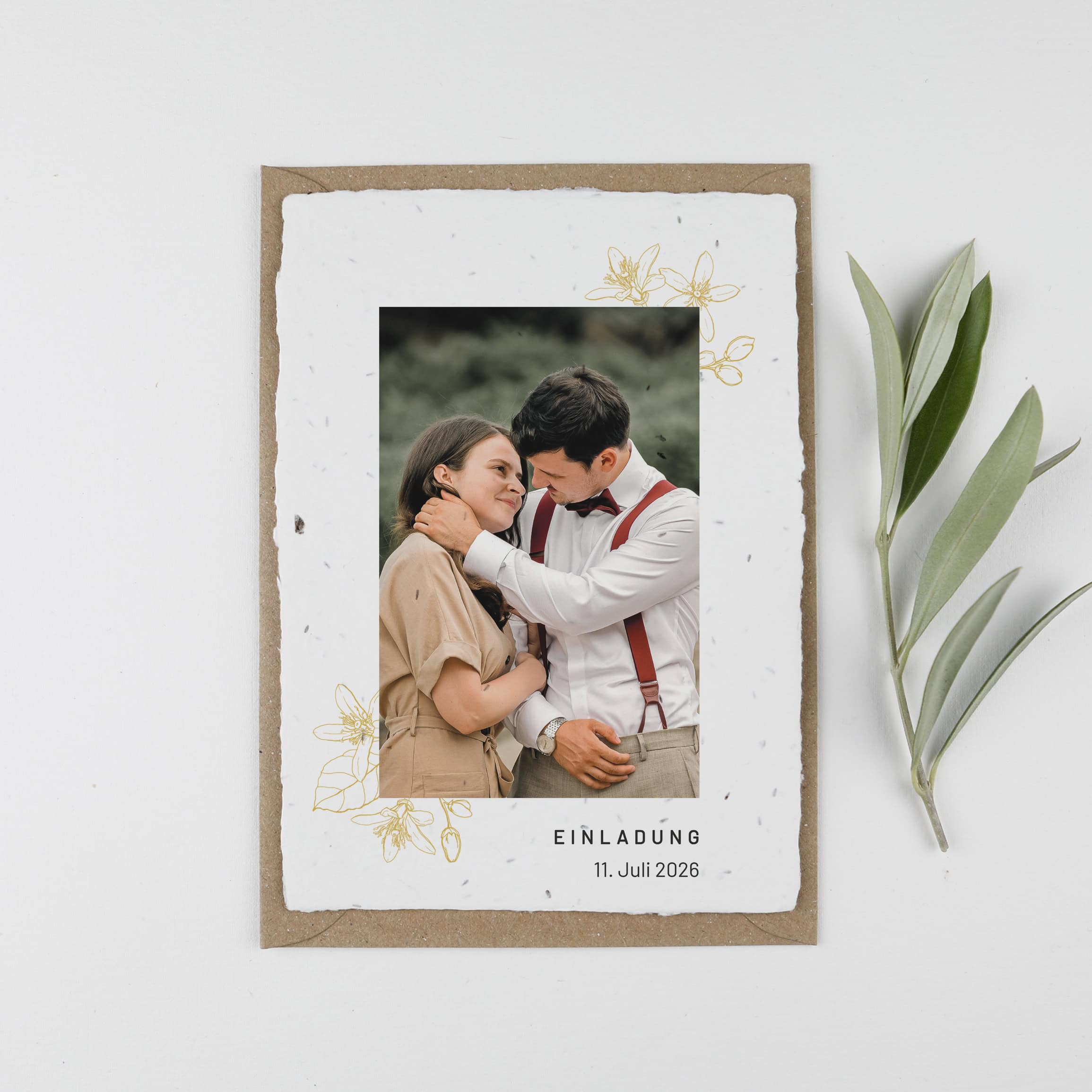 heylittlegreen-handgeschöpftes Saatpapier-nachhaltig heiraten-Hochzeitspapeterie aus Samenpapier-Einladung-mediterrane Papeterie Limone-Zitrone (6) Mediterrane Hochzeitspapeterie aus der Serie "Limone" mit Zitronenmotiv, nachhaltig heiraten und zur Hochzeit einladen mit handgeschöpftem Saatpapier