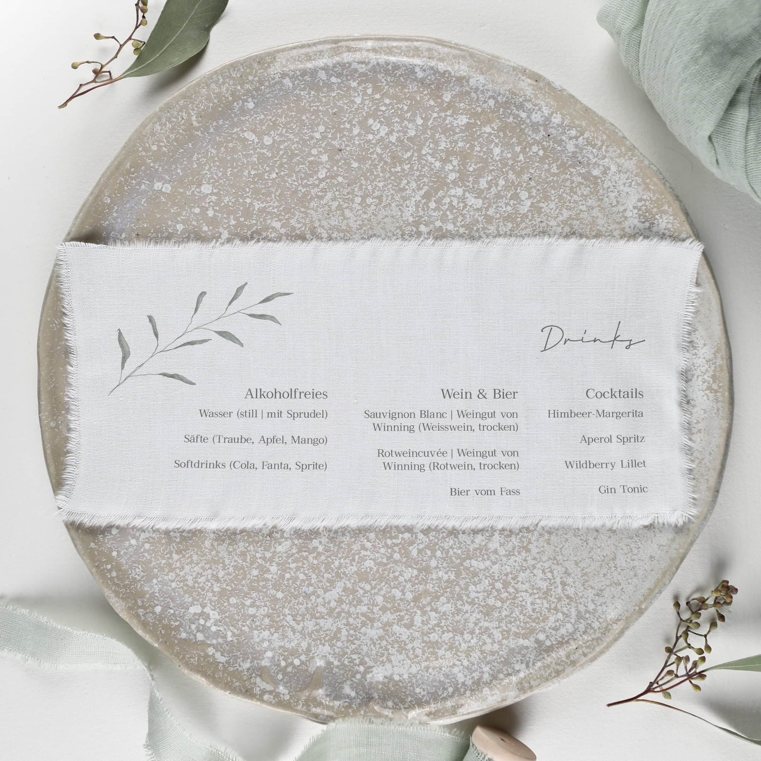 Stoffmenü der Serie "Linnea", Menü gedruckt auf Stoff, Hochzeitsmenü auf Textilien, Textildruck Hochzeit, Getränkekarte, Drinks