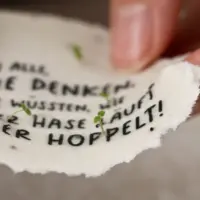 heylittlegreen-einpflanzbare-Osterkarten-als-nachhaltiges-Ostergeschenk