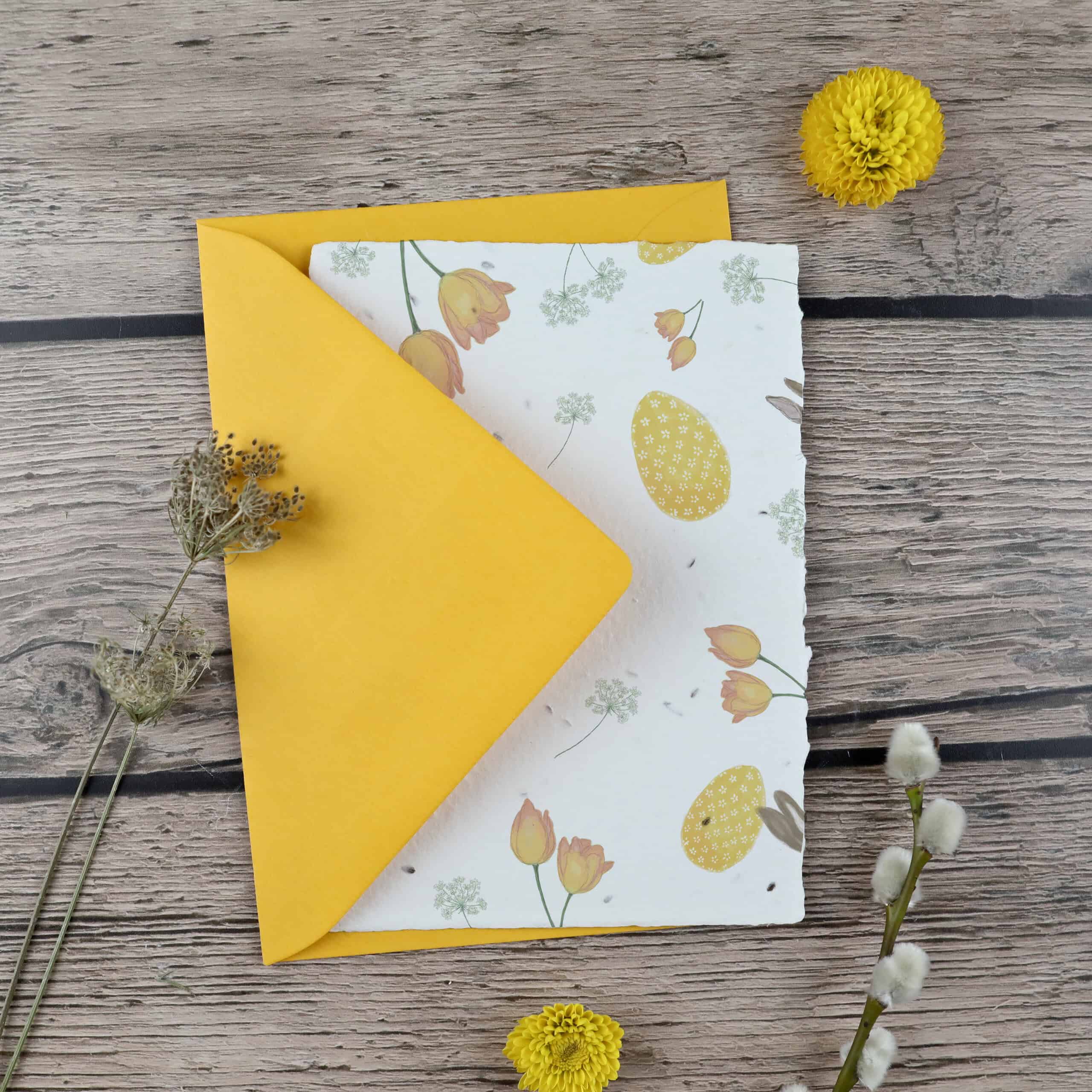 heylittlegreen-handgeschöpftes Saatpapier-Grußkarten-Ostern-Osterkarten-Samenkarten-Frohe Ostern (2) Frühlingskarten und Osterkarten aus handgeschöpftem Saatpapier mit Blumensamen der Wilden Möhre für wachsende Ostergrüße, Kartenmotiv: Muster aus Ostermotiven, Ostereier, Osterhasen, Frühlingsblumen