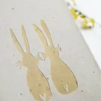 heylittlegreen-handgeschöpftes Saatpapier-Osterkarte-Hoppy Easter (1)